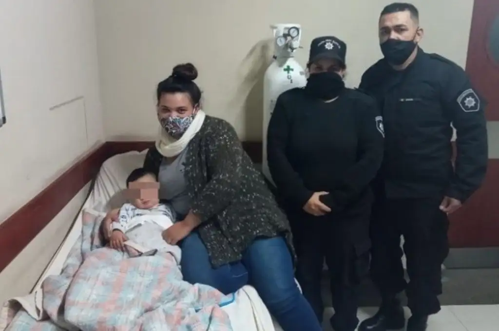 VGG: policías asistieron y salvaron a un nene que sufrió una descompensación cardíaca