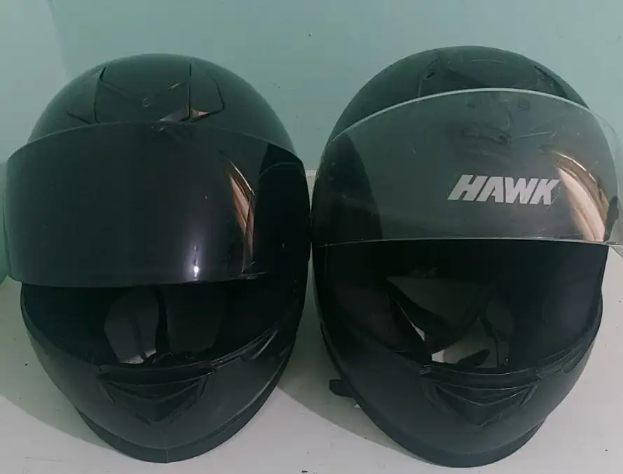Los cascos fueron recuperados por la Policía.