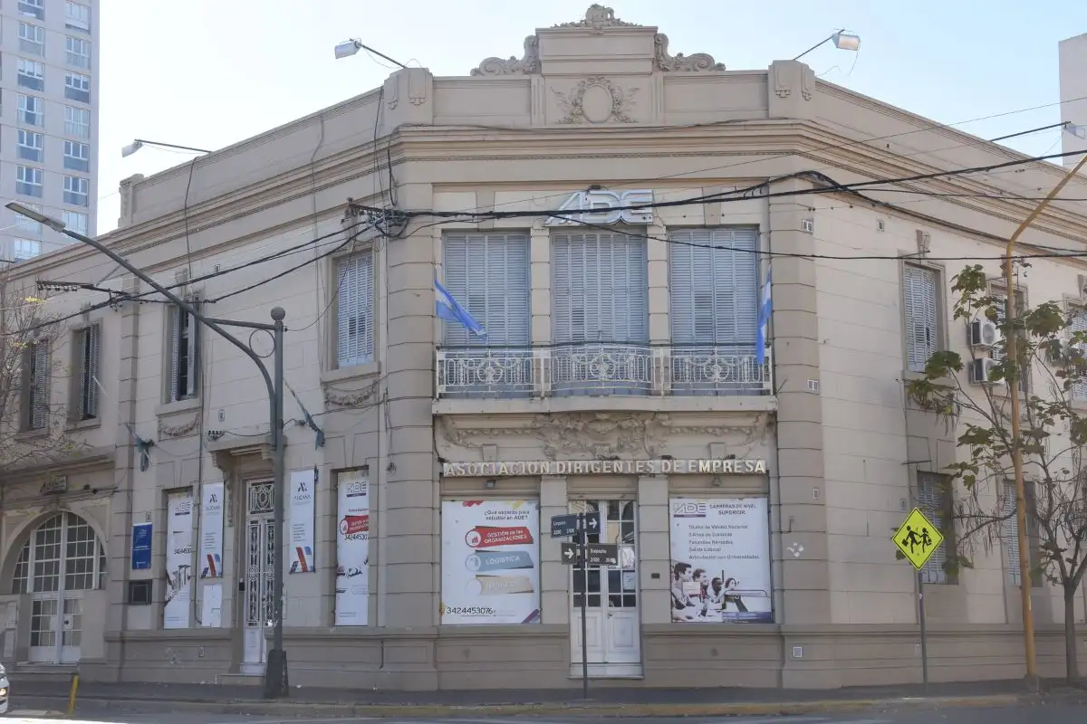Sede de la Asociación Dirigentes de Empresa Santa Fe.