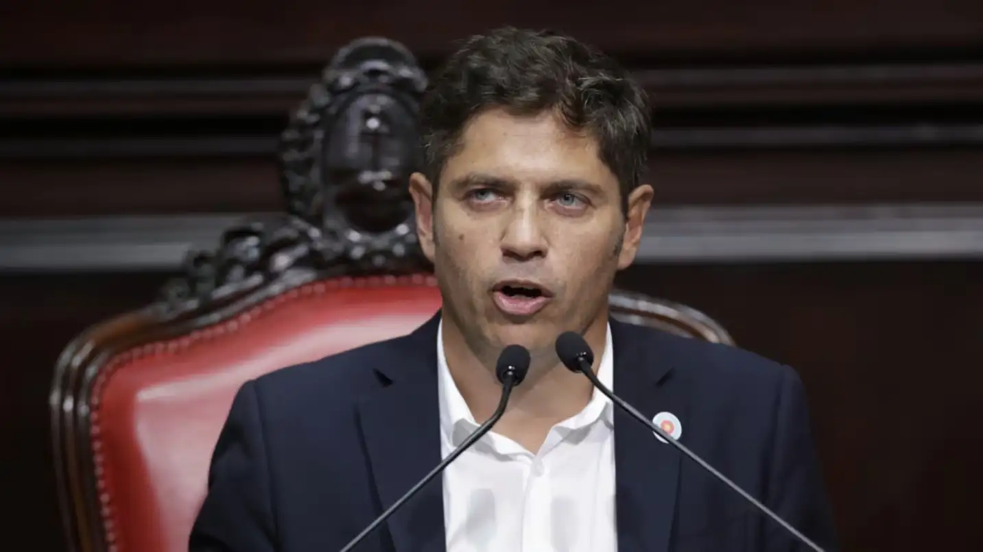 El gobernador Axel Kicillof volvió a cuestionar el proyecto que busca modificar el régimen de Zona Fría.