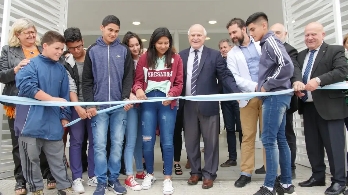 Lifschitz inauguró el nuevo edificio de la escuela EESO N° 510