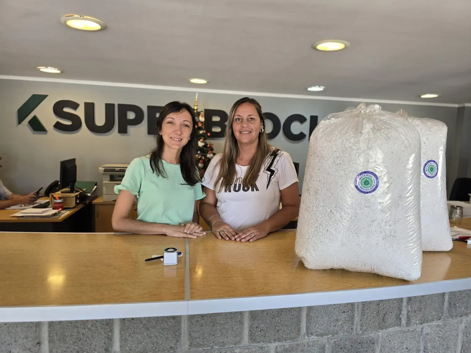 El telgopor recolectado en La Francia ya está en manos de Superblock