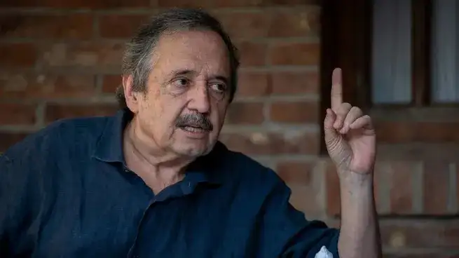 Alfonsín señaló que el bipartidismo en Argentina ha quedado atrás y que es más probable que se formen frentes con fuerzas afines para competir contra aquellas que tienen una visión opuesta