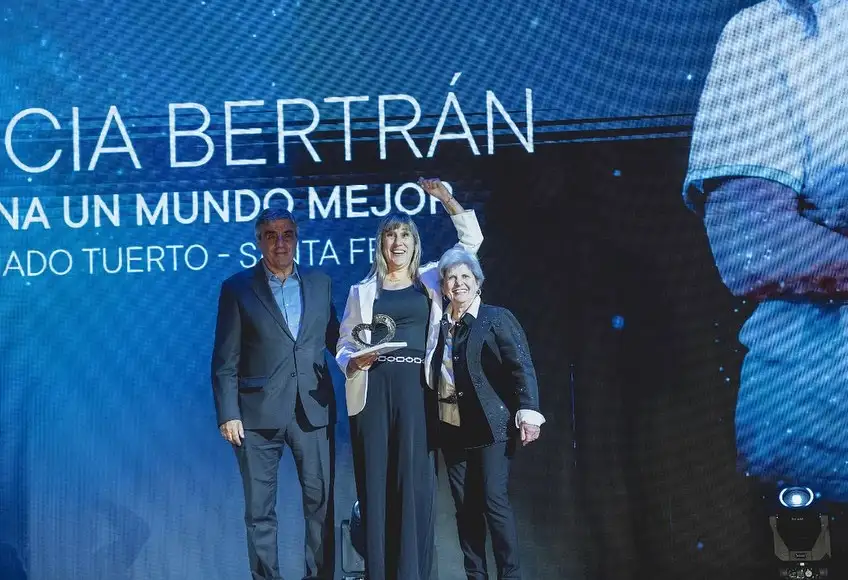 Patricia Bertrán fue seleccionada como una de las ocho Abanderadas del todo el país en 2024. Crédito: Abanderados