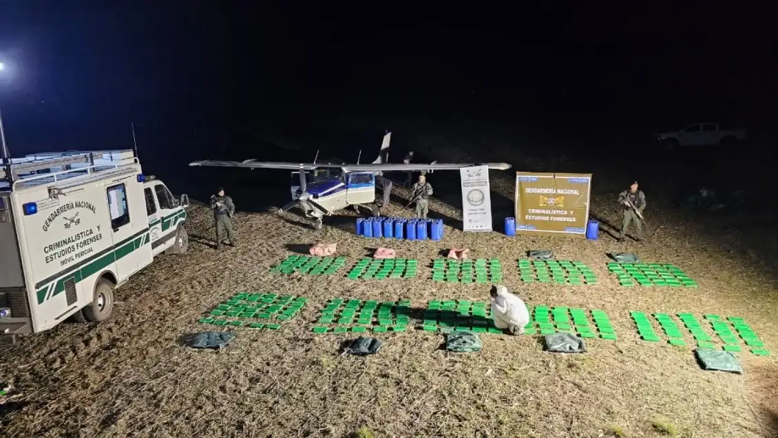 La audiencia, relacionada a la avioneta narco, se desarrolló ante el juez federal Aurelio Cuello Murúa, con la intervención de cuatro representantes del Ministerio Público Fiscal. Foto: Gentileza GNA