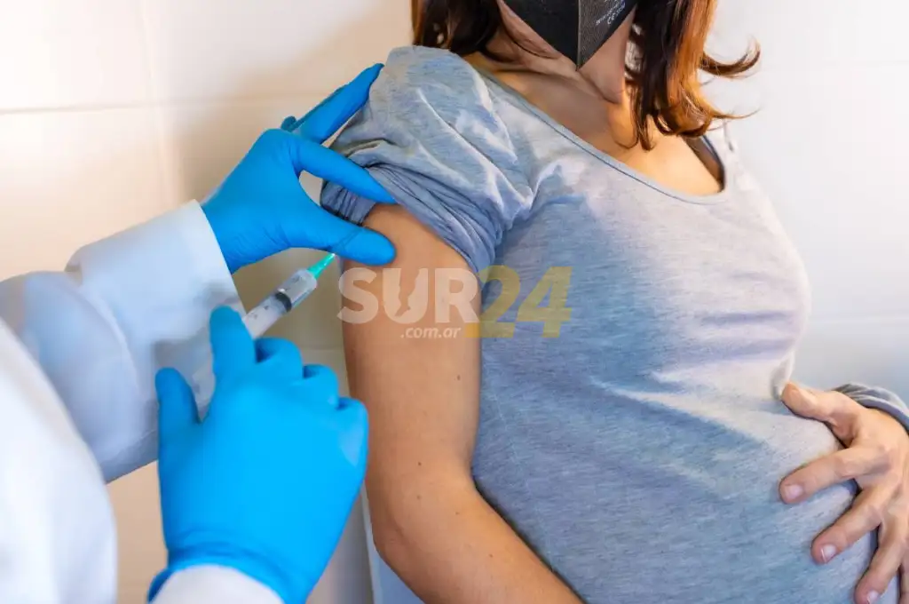 Vacunación para embarazadas: tendrán prioridad incluso sin factores de riesgo
