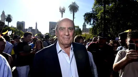 El jefe de Gabinete, Guillermo Francos.