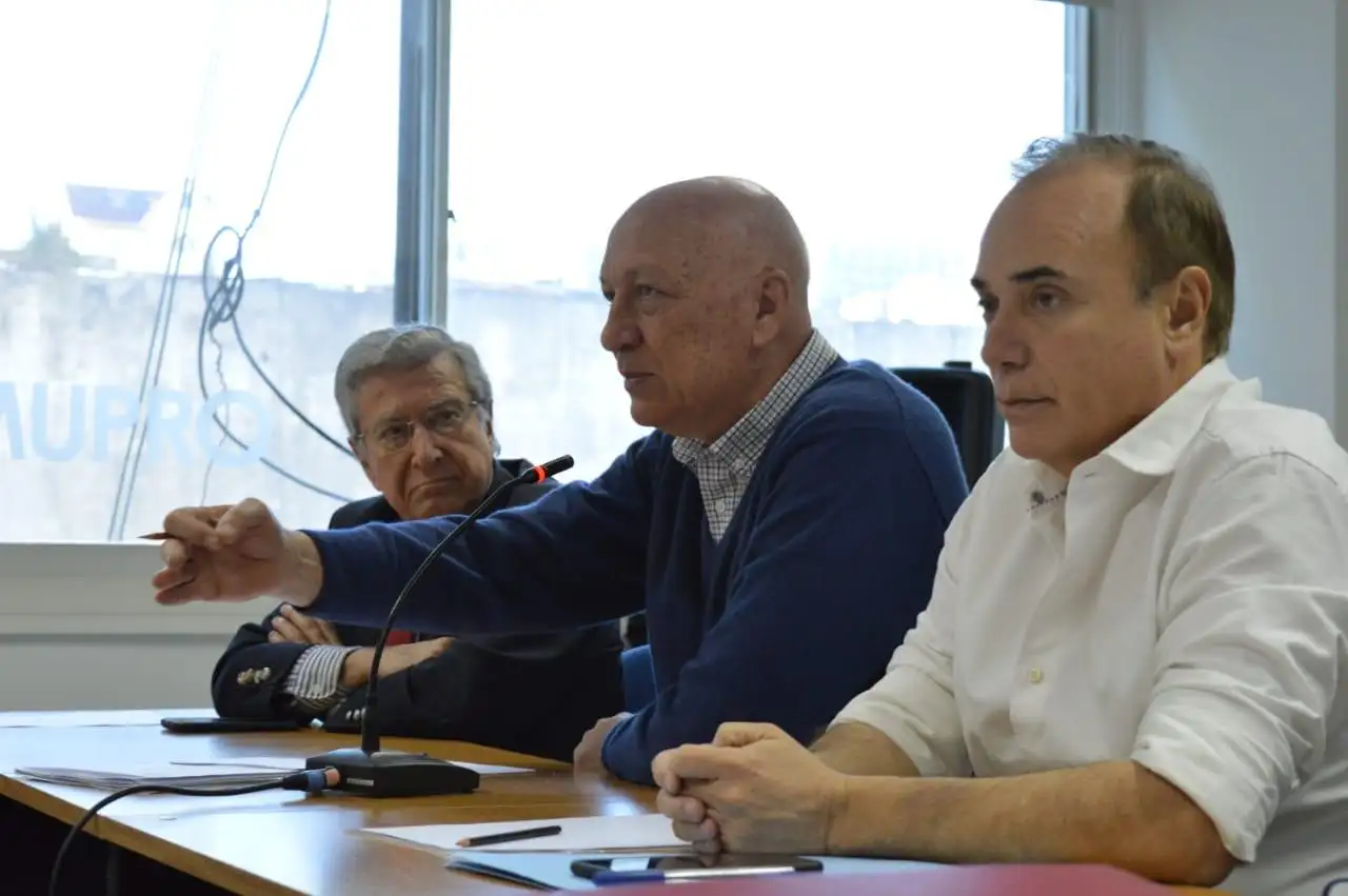 Bonfatti asumió su segundo mandato al frente del Partido Socialista