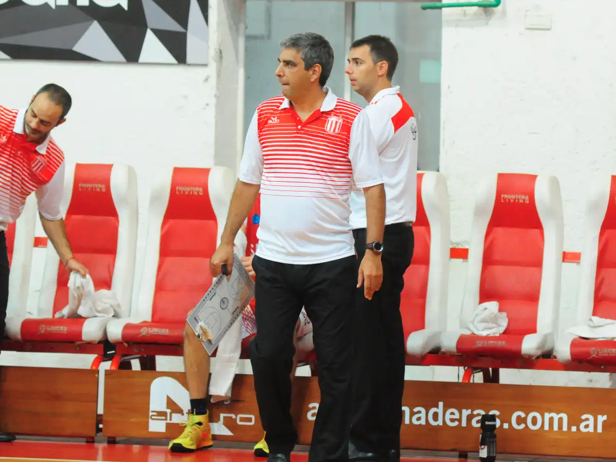 Arduh nuevo DT de Atenas