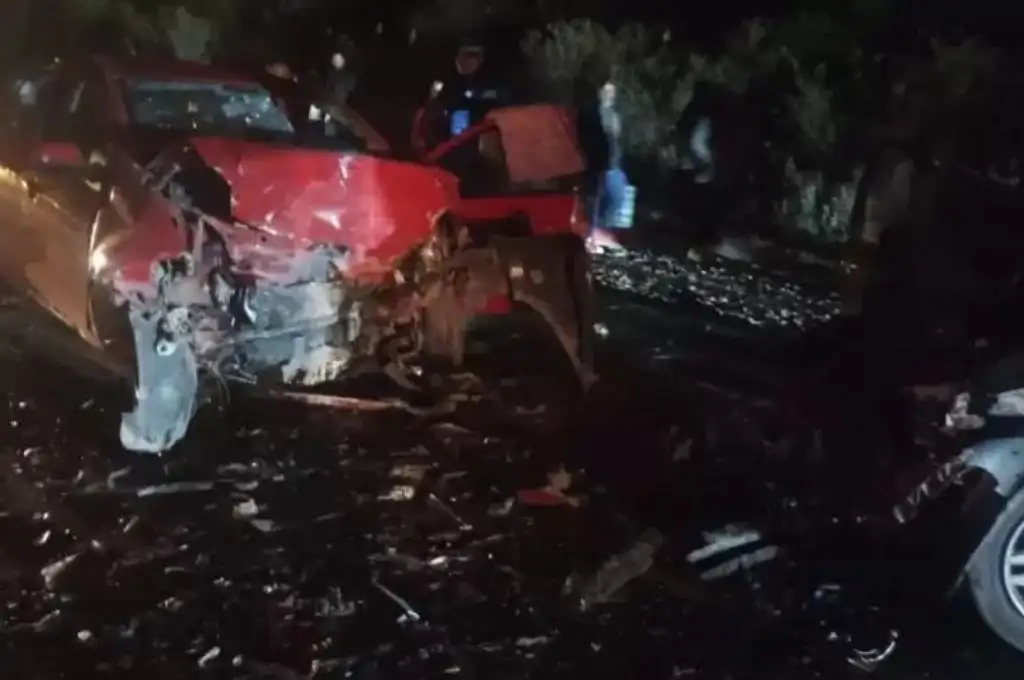 Jujuy: un brutal choque frontal entre dos autos dejó dos mujeres muertas y un herido