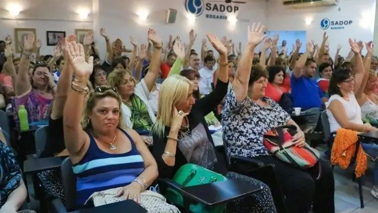 Docentes privados irán al paro