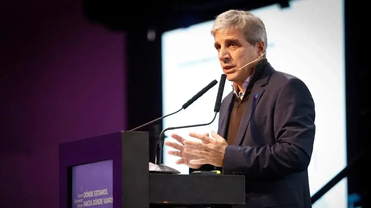 Desde Rosario, el ministro de Economía expuso ante empresarios y destacó que el ingreso de inversiones a través del régimen dará previsibilidad a la economía.