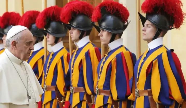 La Guardia Suiza busca nuevos reclutas y estos son sus requisitos