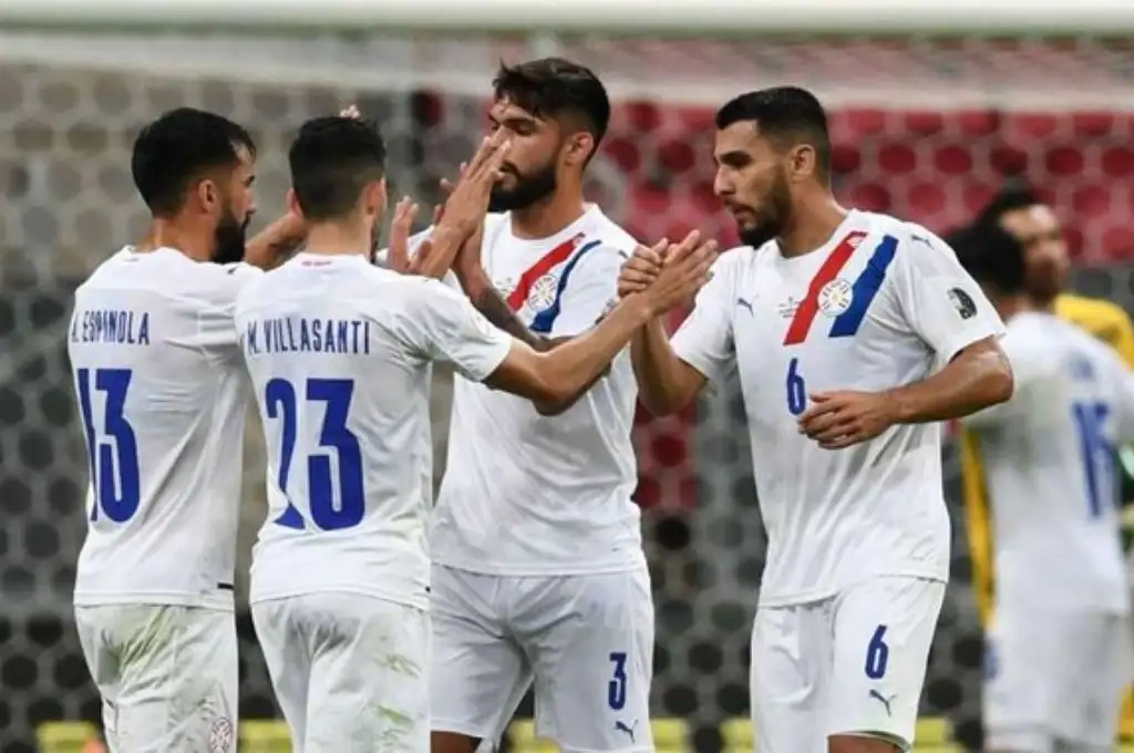 Paraguay derrotó a Chile y clasificó a cuartos de final