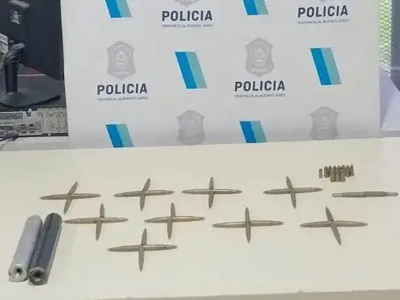 Allanamiento de urgencia tras denuncias por disparos: secuestraron 49 municiones y dos silenciadores