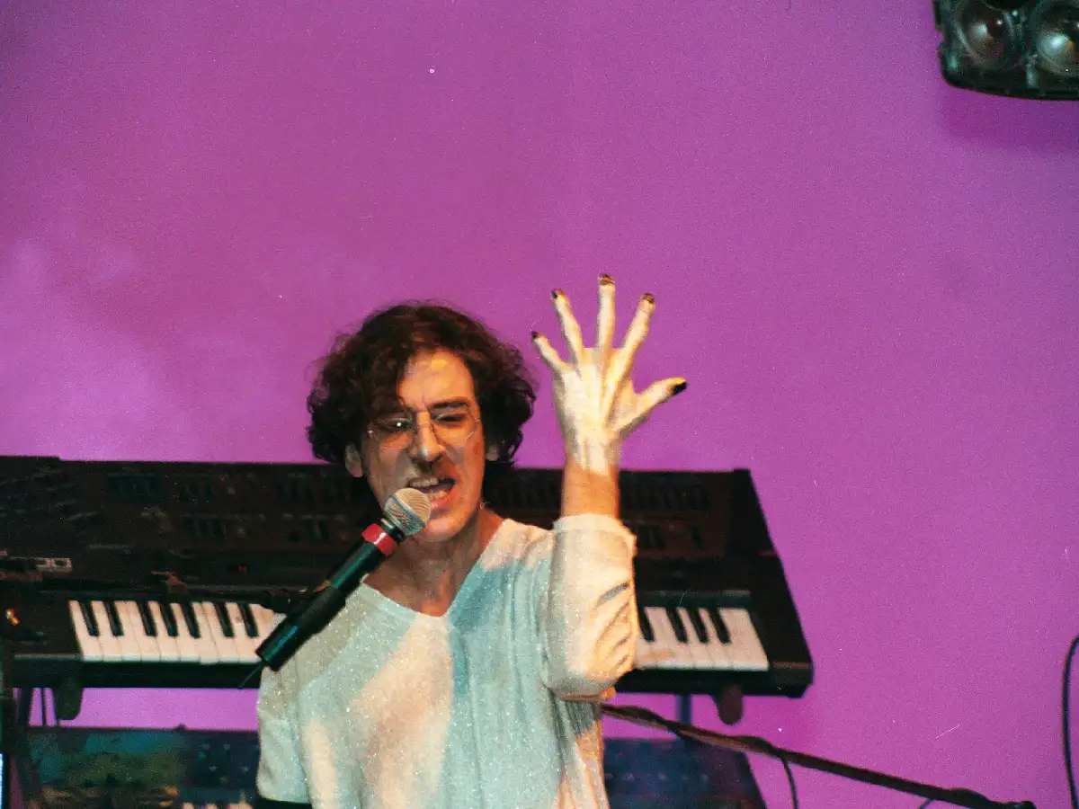  Charly y el Himno: la transgresión que dio el tardío cierre a los geniales `80