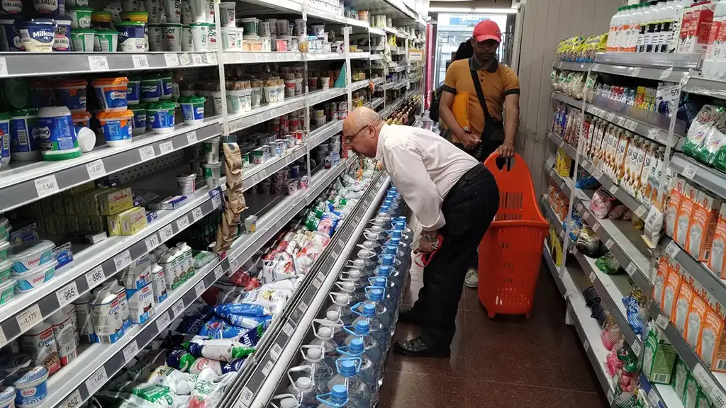 La inflación de noviembre fue del 12,8% y la interanual alcanzó el 160,9%