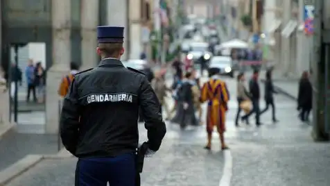 Arriban armas eléctricas a la Gendarmería Vaticana