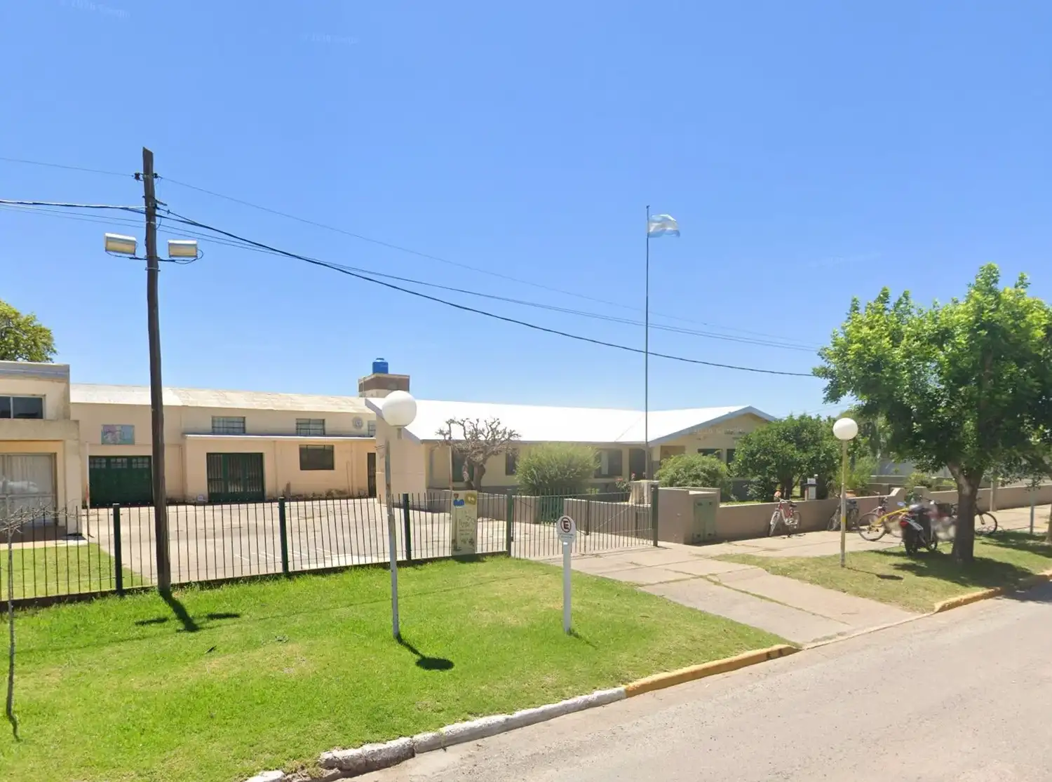 Escuelas Di Gregorio - 3