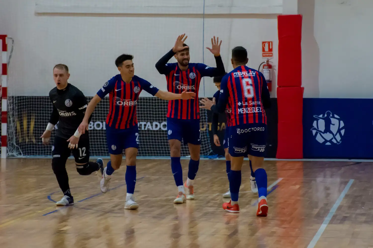Gol de Cardone para la clasificación de San Lorenzo
