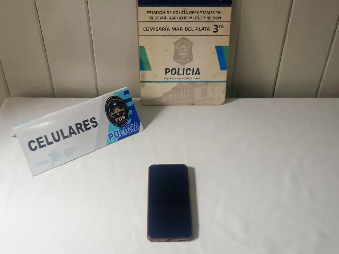 Dos amenazas de bomba a una comisaría: demoraron a una mujer de 28 años