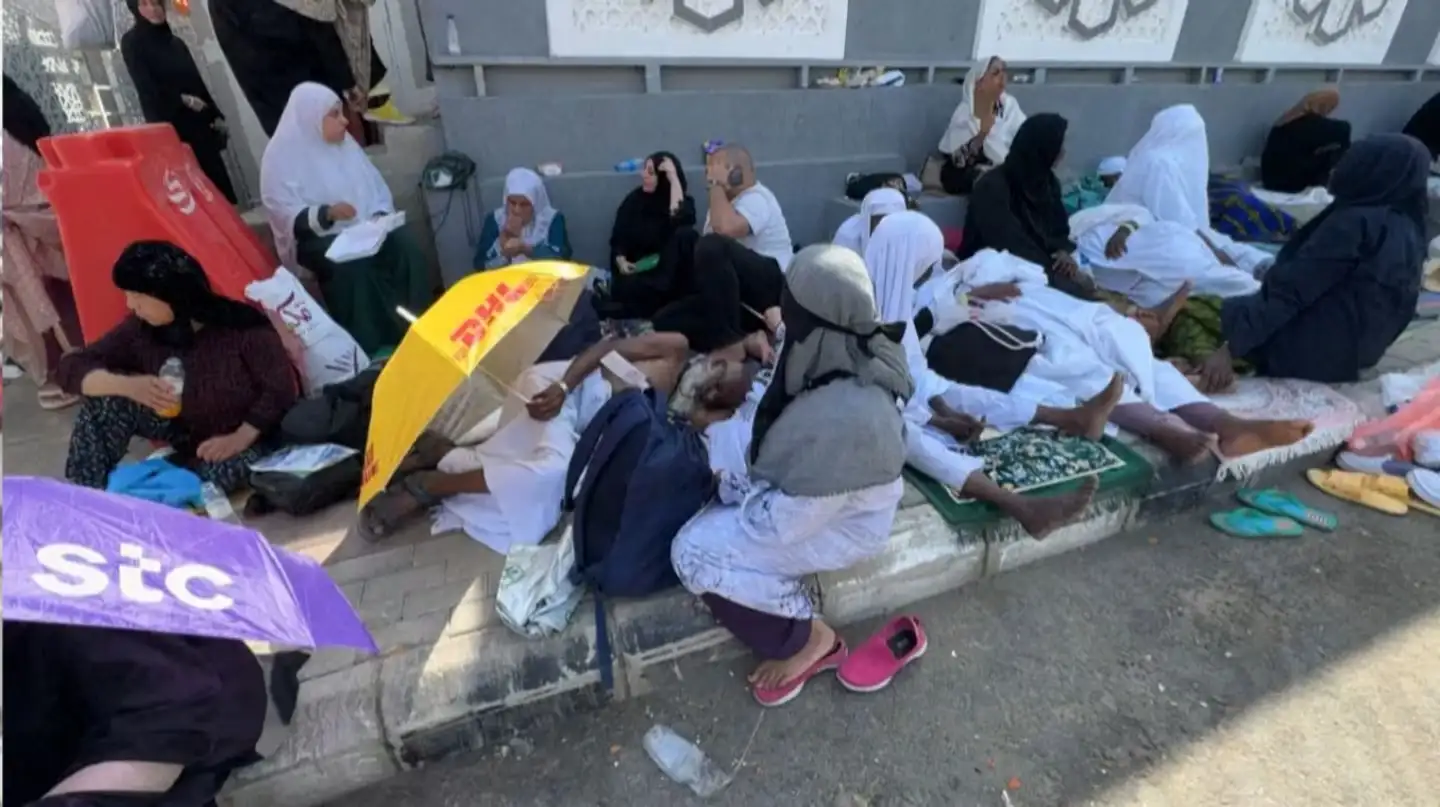 Las temperaturas alcanzaron los 51,8 ºC en la Gran Mezquita. El Hach es un gran peregrinaje anual a La Meca, que representa uno de los cinco pilares del islam.