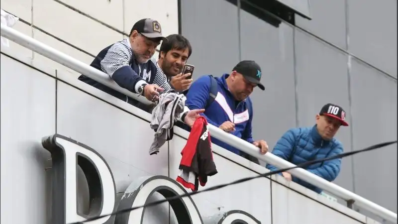 Diego Maradona llegó a Rosario