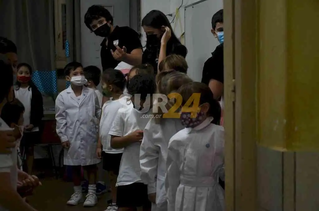 Diputados santafesinos se manifestaron contra el uso del barbijo en las escuelas