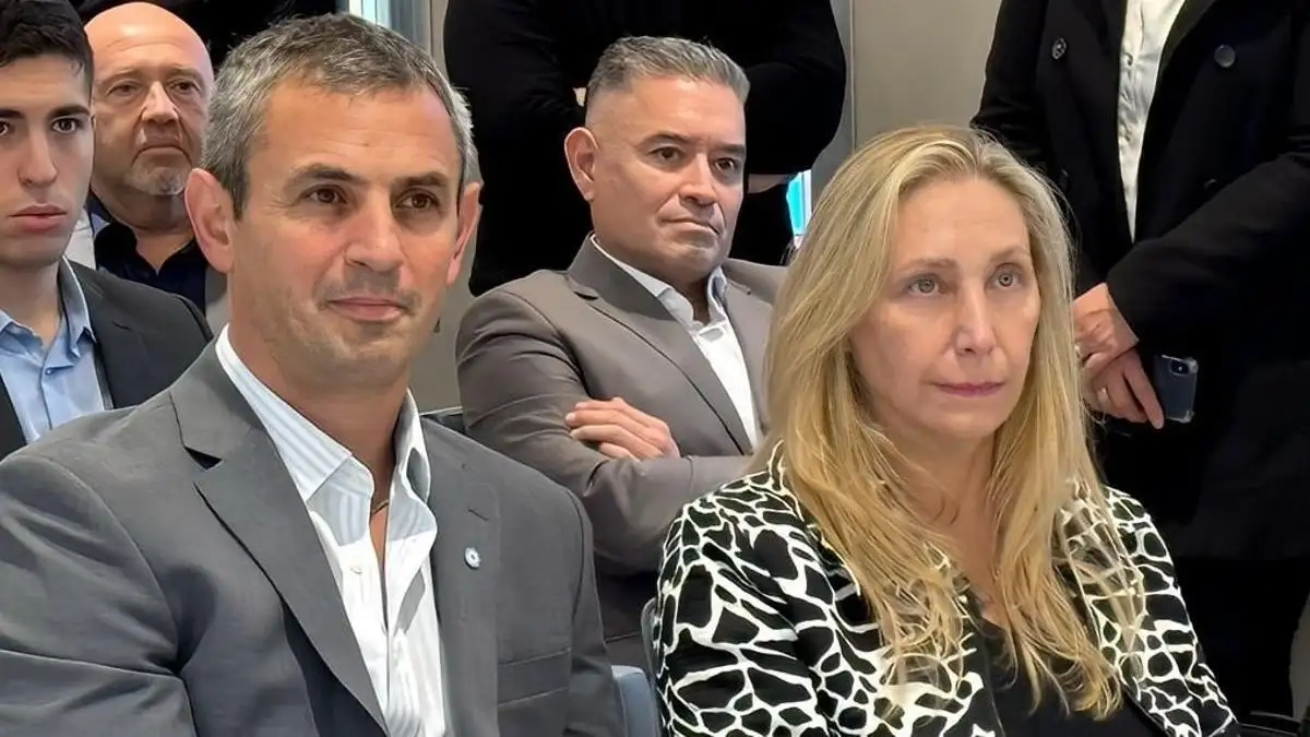 Menem y Milei mantendrán diversas reuniones en la ciudad con referentes del partido.
