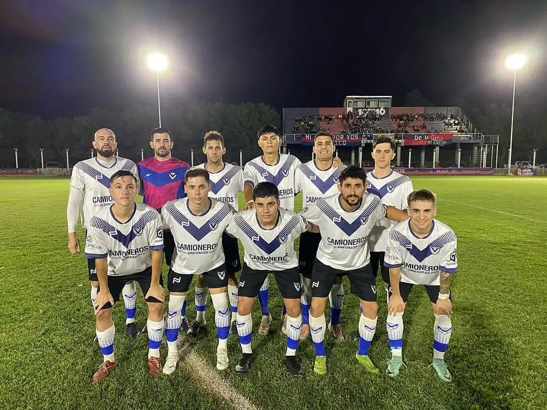 Victoria que invita a soñar. La V logró su segundo triunfo consecutivo en el torneo.