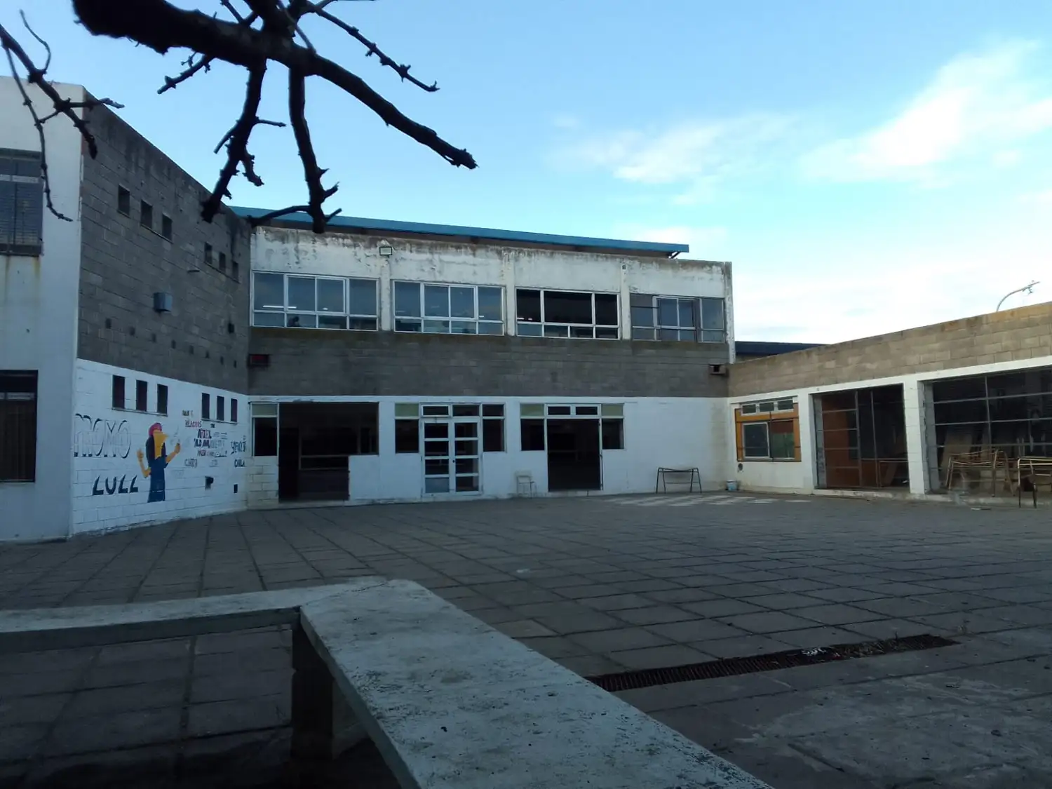 La escuela padece múltiples falencias que preocupan ante las bajas temperaturas.