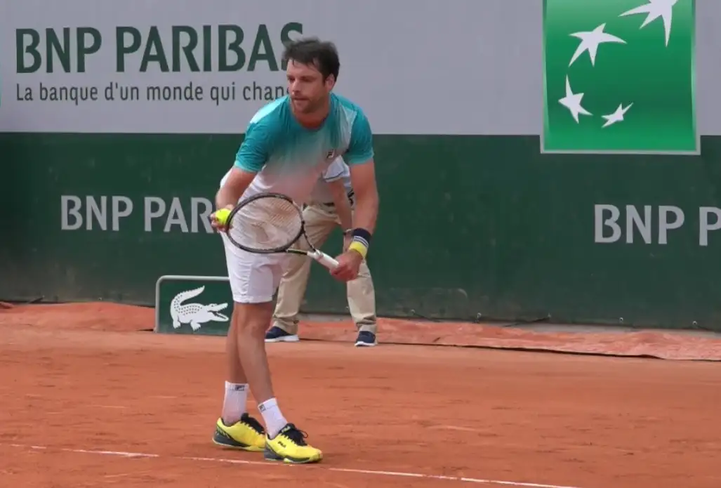 Roland Garros: Zeballos avanzó a segunda ronda en singles y doble