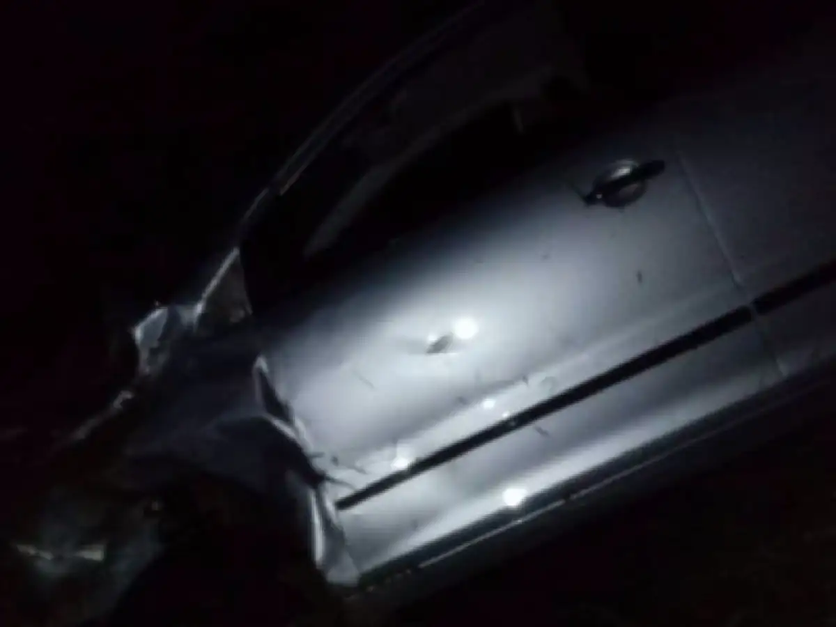 Un hombre resultó herido al volcar su auto en la ruta 158