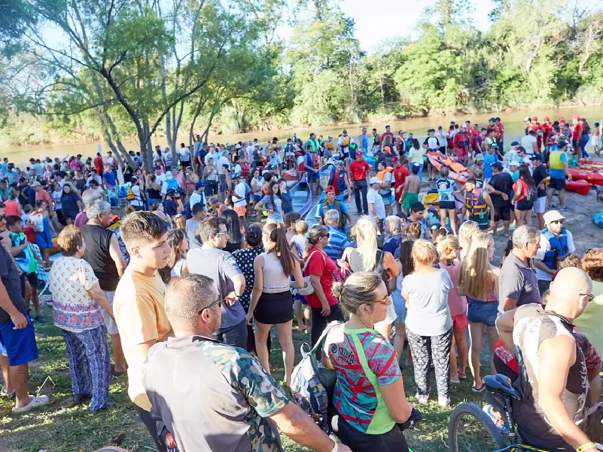 El Xanaes tuvo un nuevo desafío en Arroyito, y hasta el intendente se animó           