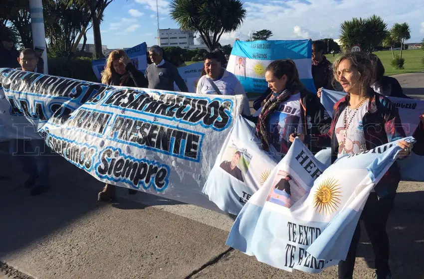 ARA San Juan: "El Gobierno hizo un manoseo terrible en estos 6 meses"