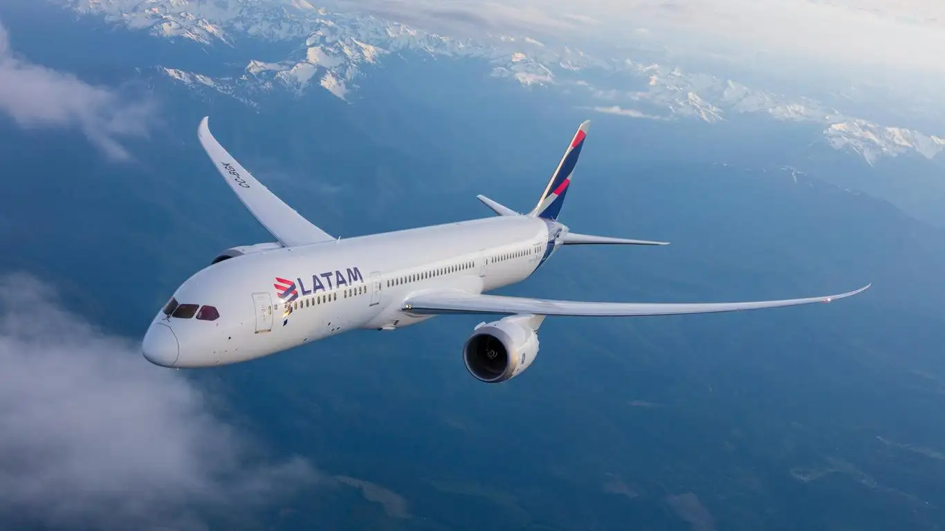Flybondi y Latam anunciaron nuevas rutas internacionales desde Córdoba