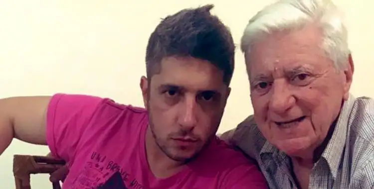 Falleció el padre de Jey Mammon