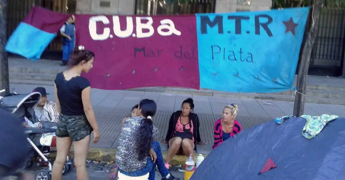 Cooperativistas reclaman frente al Municipio el pago de una deuda