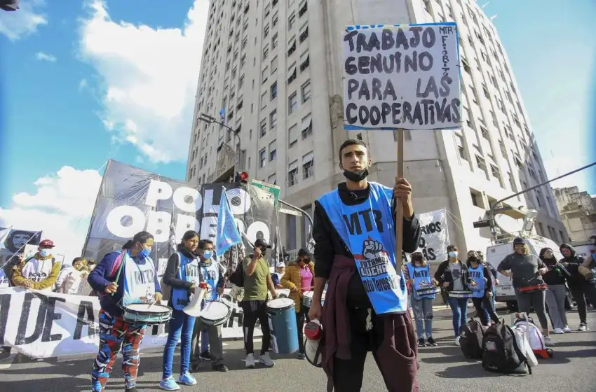 El Gobierno busca desactivar otro acampe piquetero con 30 mil nuevos empleos populares