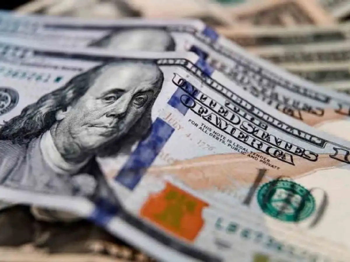 El dólar "blue" se dispara y anota otro récord