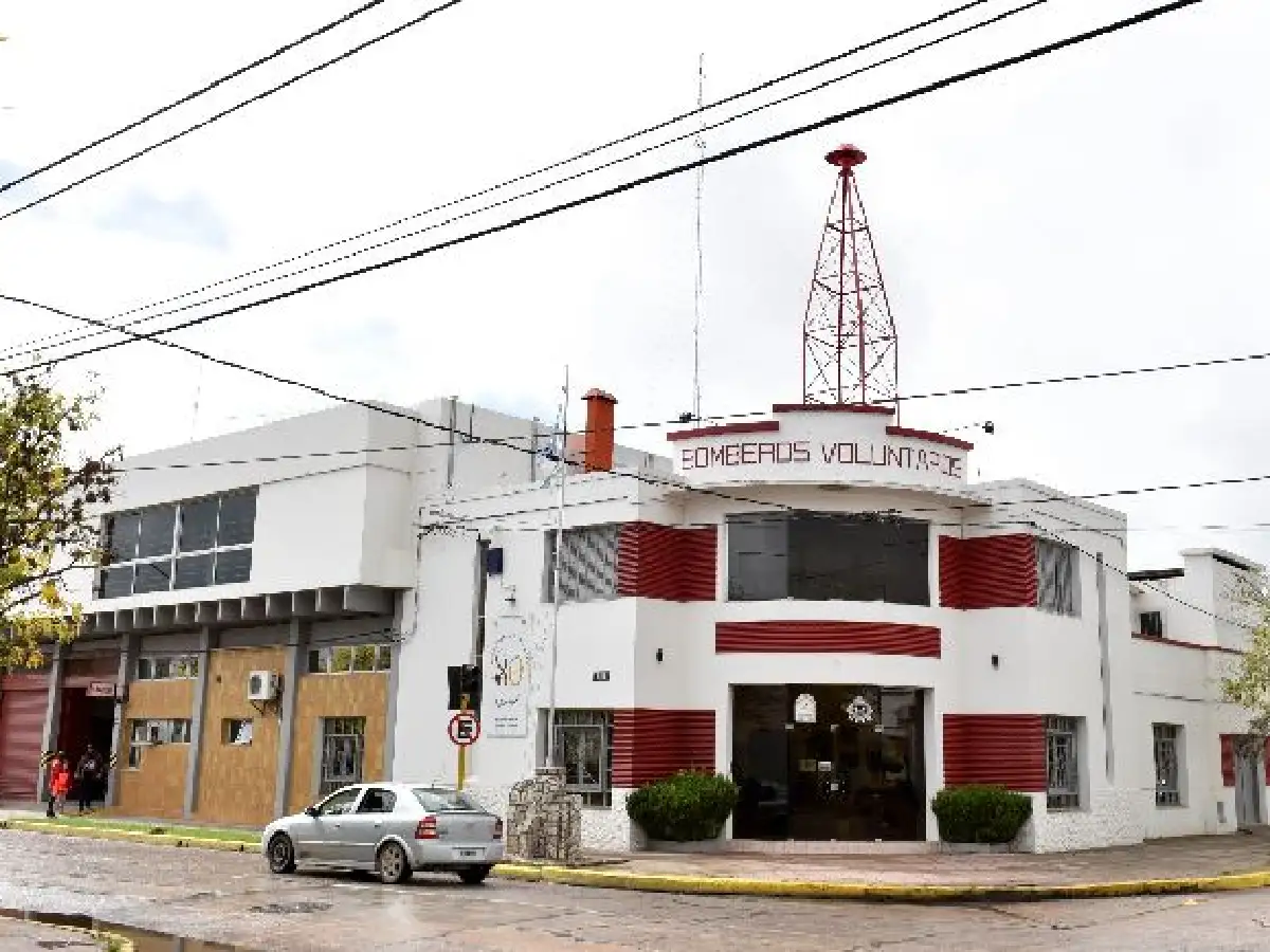 Bomberos Voluntarios denuncian por la aparición de cuentas falsas de Instagram 
