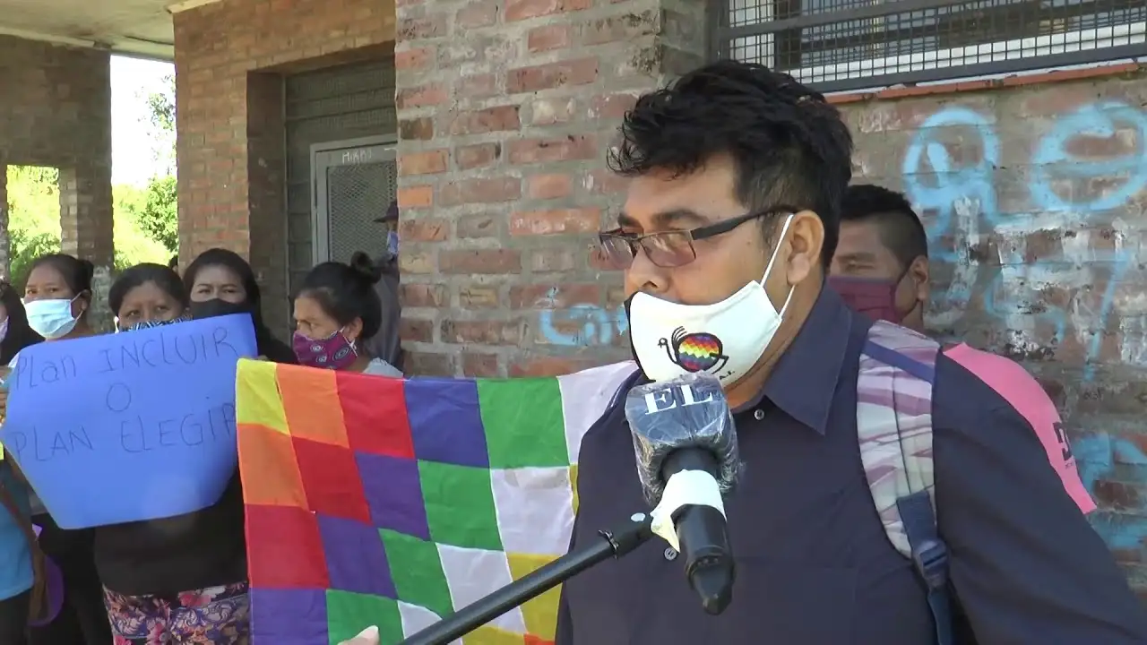 Reclamo de la comunidad QOM de barrio Las Lomas