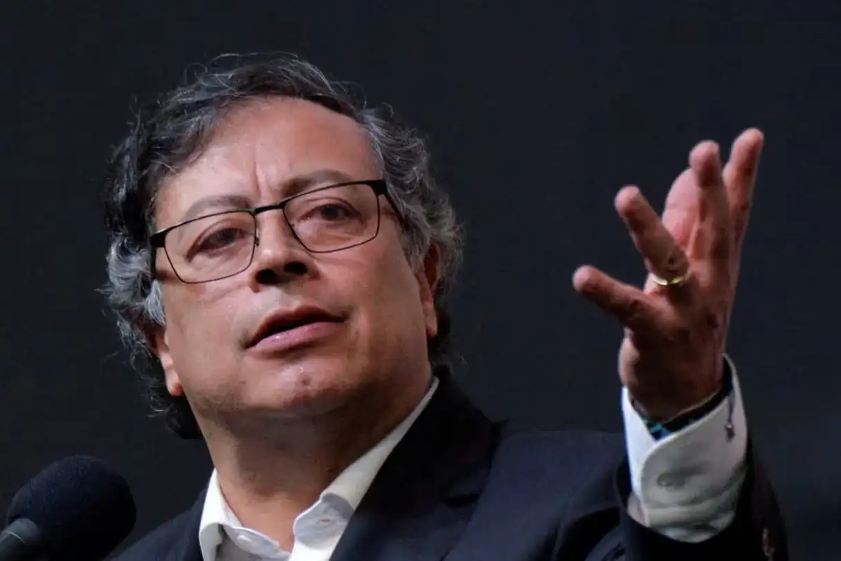 Colombia fija por decreto un aumento histórico del salario mínimo del 23,7% para 2026
