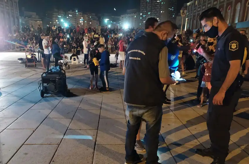 El Municipio desarticuló 3 shows ilegales en La Rambla y 11 fiestas clandestinas