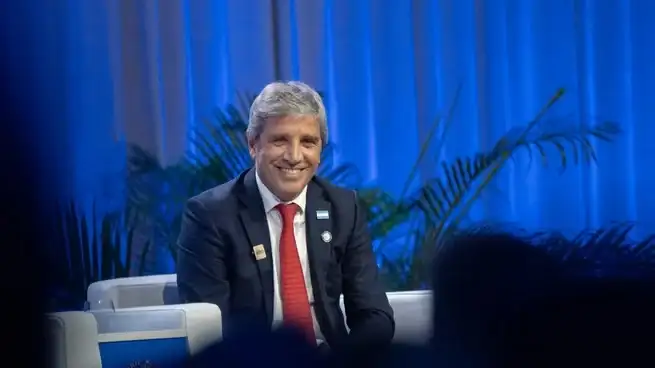 Luis Caputo: "Argentina será una de las economías con mejor desempeño en los próximos años"