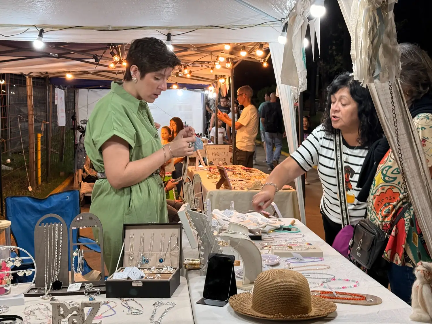 Los emprendedores aprovechan as ferias organizadas por el municipio. Foto: MVT