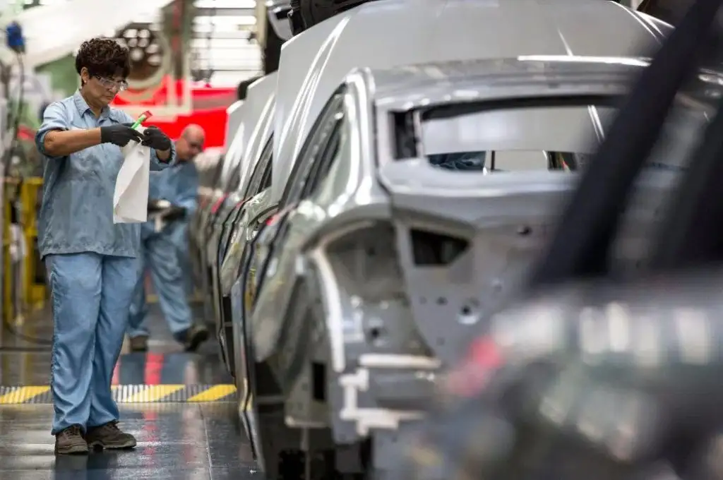 Creció 0,7% anual la actividad industrial en marzo, el mejor primer trimestre en 5 años