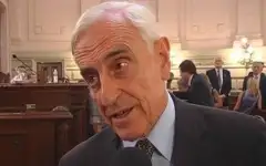 “Debemos discutir temas, no espasmos presidenciales”