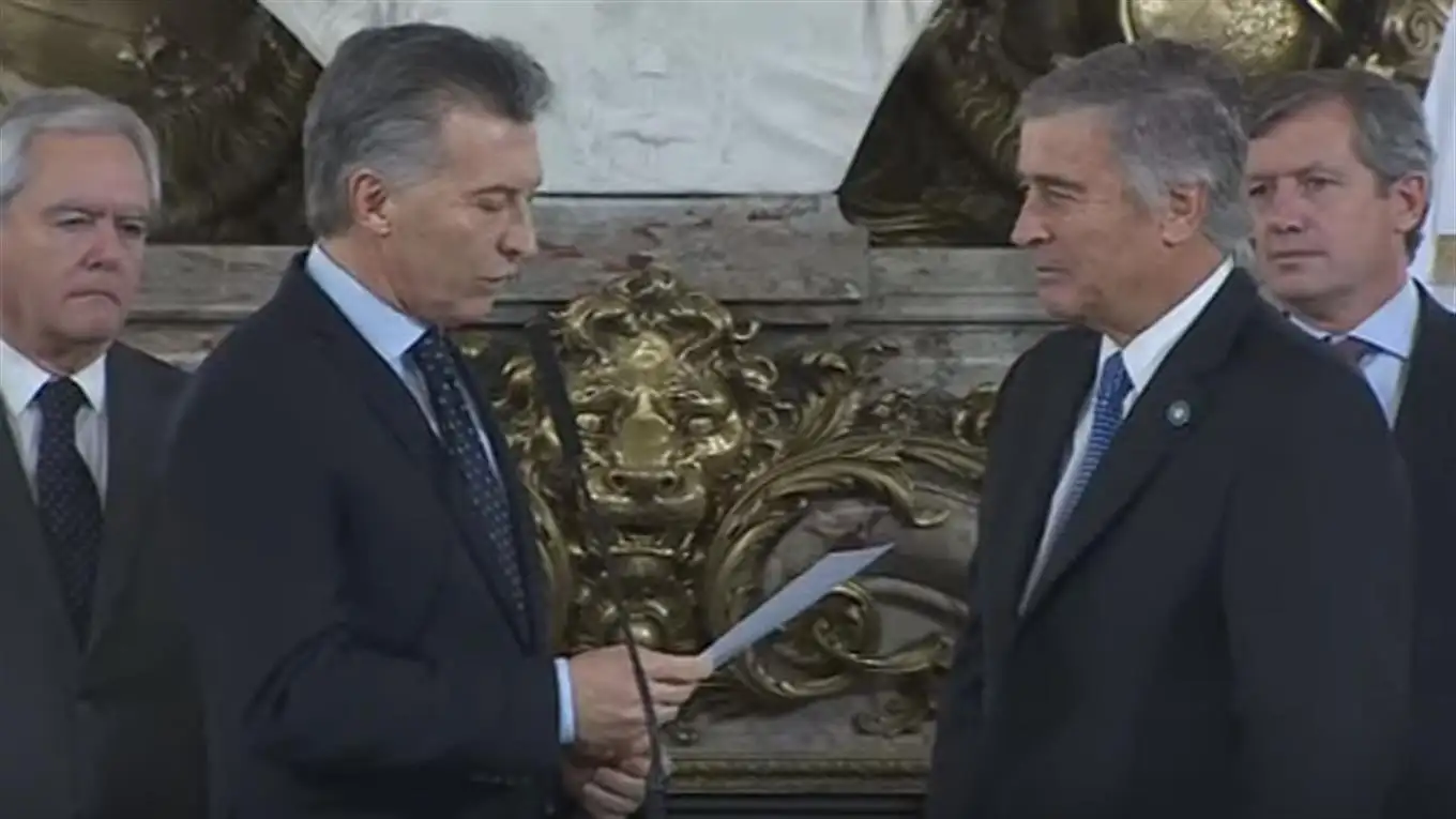 Finocchiaro asumió al frente de Educación y Aguad en Defensa