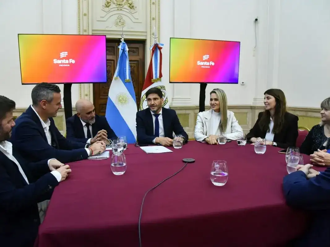 “Es una iniciativa trascendental para que los corruptos no puedan ser candidatos”, afirmó el mandatario provincial. Foto: GSF